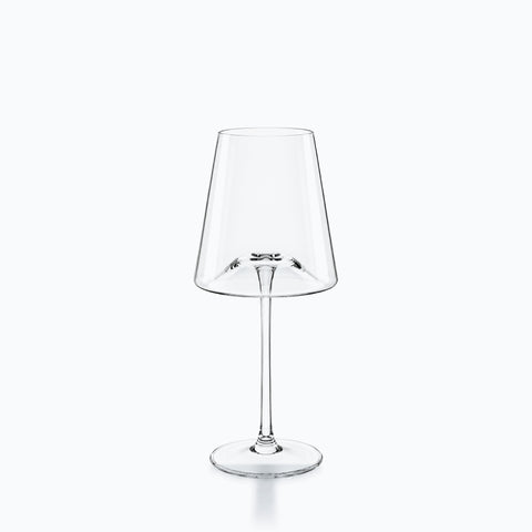 Beau Verre à Vin, sur fond blanc