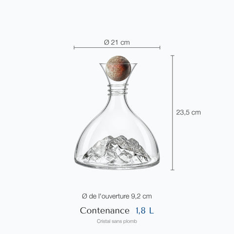 Dimensions : Carafe à Vin Haut de Gamme Prestige (hauteur 23,5 cm, diamètre 21 cm, contenance 1,8 L)