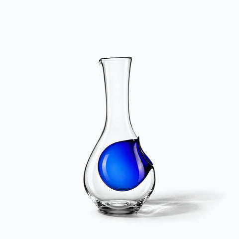 Carafe à Vin Rafraichissante Calanque, avec son ombre portée, sur fond blanc
