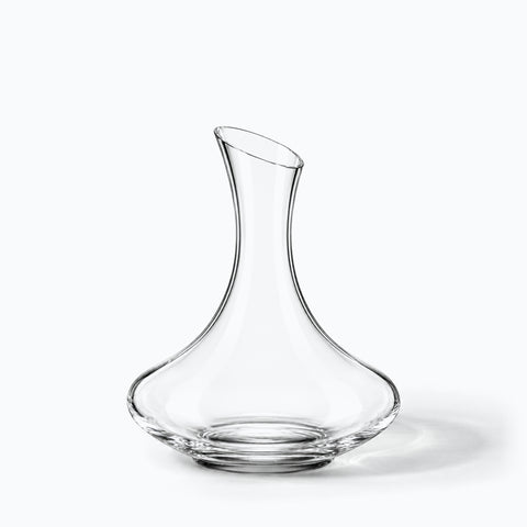 Carafe à Vin Rouge Andante, avec son ombre portée, sur fond blanc