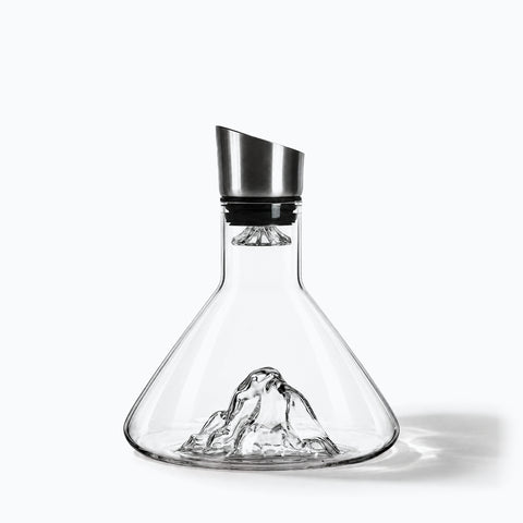 Carafe Aérateur de vin Presto, avec son ombre portée, sur fond blanc