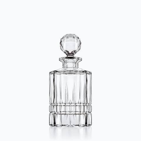 Carafe à Whisky Cristal de Bohème Zircon, sur fond blanc