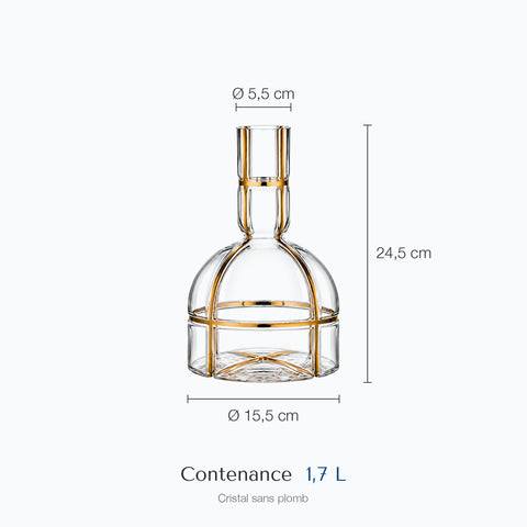 Dimensions : Carafe à Décanter Or Bourdon (hauteur 24,5 cm, diamètre 5,5 cm, contenance 1,7 L)