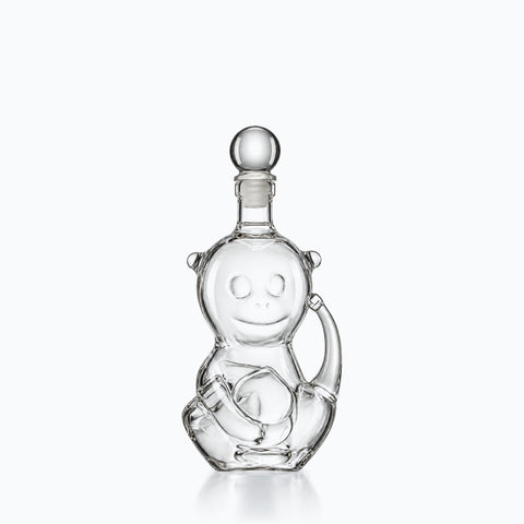 Carafe Singe, sur fond blanc
