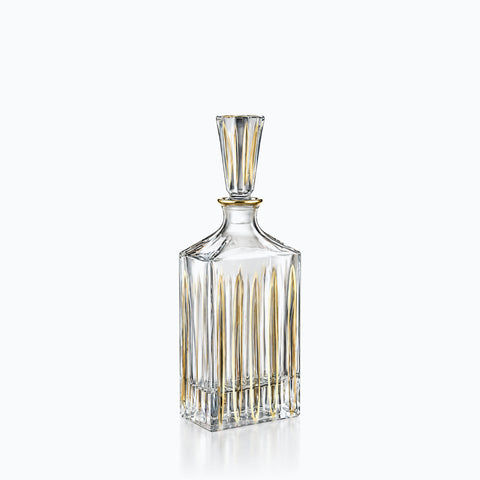 Carafe Whisky Ancienne Verre Ciselé Acanthe, sur fond blanc