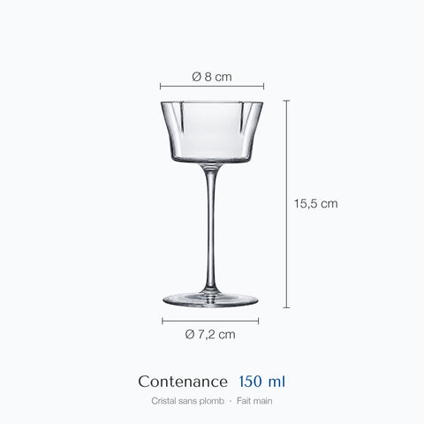 Coupe à cocktail Quatrefeuille cotée : hauteur 15,5 cm, diamètre du haut 8 cm, de la base 7,2 cm, contenance 15 cl