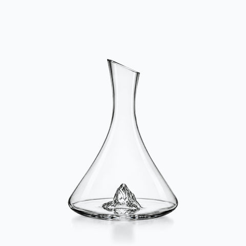 Décanteur de Vin Design Cadence, sur fond blanc