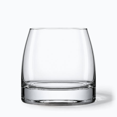 Grand Verre à Cognac, avec son ombre portée, sur fond blanc