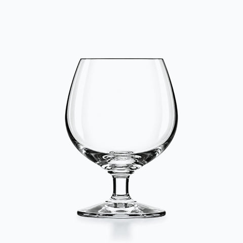 Petit Verre Ballon Cognac, sur fond blanc