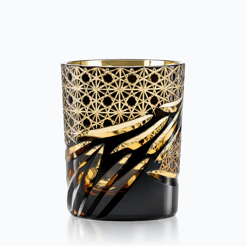 Verre Edo Kiriko Tourbillon, sur fond blanc
