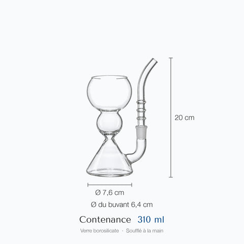 Verre à absinthe Armoise coté sur fond clair, hauteur 20 cm, diamètre du buvant 6,4 cm, de la base 7,6 cm, contenance environ 31 cl