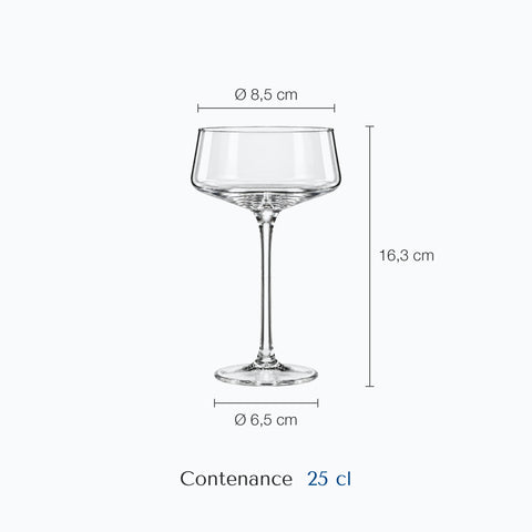 Dimensions : Verre à Pied Cocktail Ananas (hauteur 16,3 cm, diamètre 8,5 cm, contenance 25 cl)