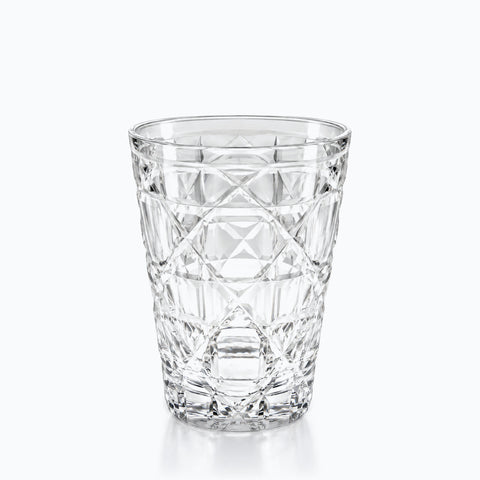Verre à Eau en Cristal, sur fond blanc