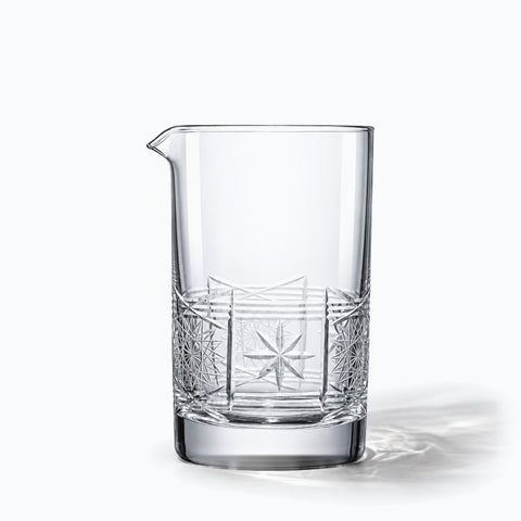 Verre à mélange Ruban seul sur fond blanc, ombre portée