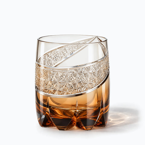 Verre à Whisky Brute, avec son ombre portée, sur fond blanc