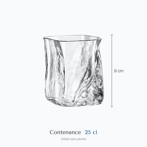 Dimensions : Verre à Whisky Carré Cristal (hauteur 9 cm, contenance 25 cl)