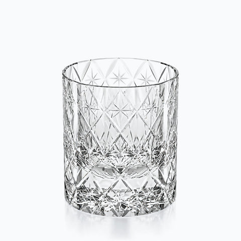 Verre à whisky vintage, Verre à Whisky Ancien - Cristal, sur fond blanc