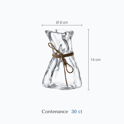 Dimensions : Verre à Cocktail Design (hauteur 14 cm, diamètre 9 cm, contenance 30 cl)