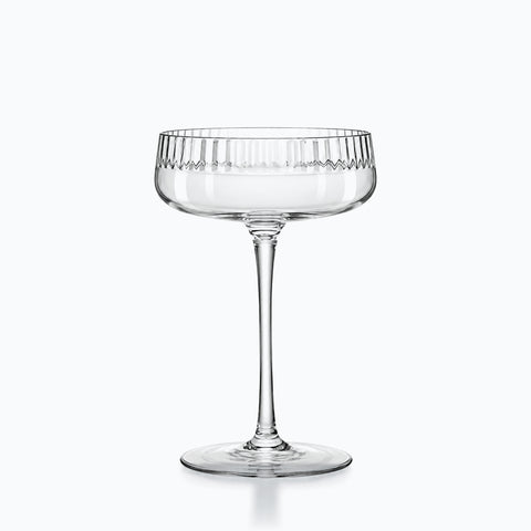 Verre Cocktail Coupe, sur fond blanc
