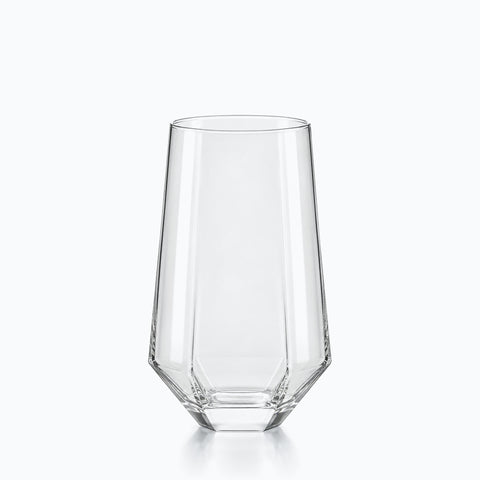 Verre Long Drink, modèle dry, sur fond blanc