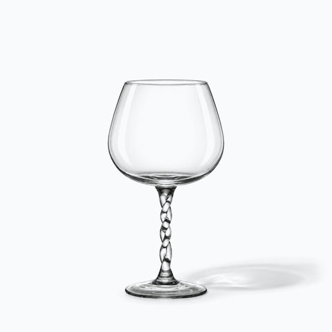 Verre à Spritz, avec son ombre portée, sur fond blanc
