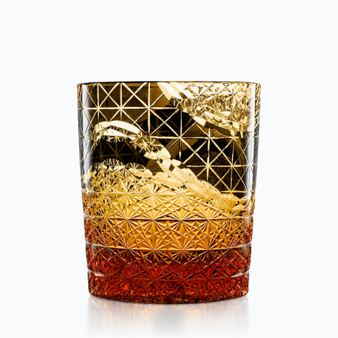 Beau Verre à Whisky, sur fond blanc