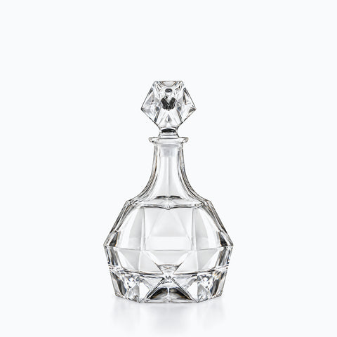 Belle Carafe à Whisky Cristal Sirius, sur fond blanc
