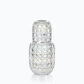 Belle Carafe d'eau Aqualina, sur fond blanc