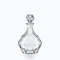 Ancienne Carafe à Liqueur Améthyste, sur fond blanc