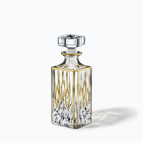 Carafe à Whisky Vintage - Année 70 Laiton, avec son ombre portée, sur fond blanc