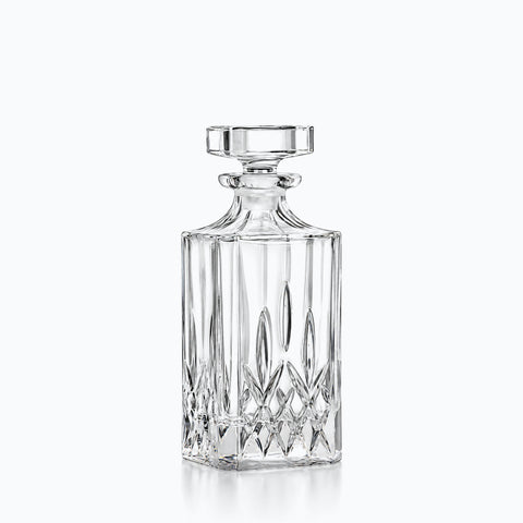 Carafe à Whisky Cristal Vintage Mirage, sur fond blanc