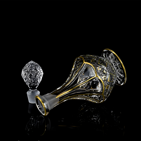 Carafe Ancienne en Cristal Dorée