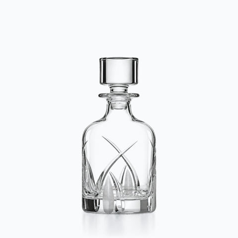 Carafe Art Déco Garçonne, sur fond blanc
