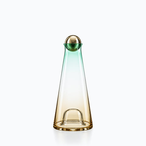 Carafe D'Eau Moderne Pluviôse, sur fond blanc
