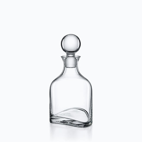 Carafe de Designer Balise, sur fond blanc