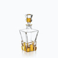 Carafe à Whisky Dorée Peinte Émail, sur fond blanc