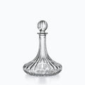 Carafe en Cristal Ancienne La Parisienne, sur fond blanc
