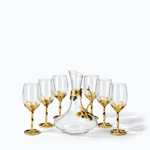 Carafe Style Renaissance Pavane, avec son ombre portée, sur fond blanc