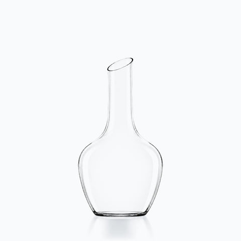 Carafe à Décanter Vin Blanc Sonatine, modèle évasé, sur fond blanc