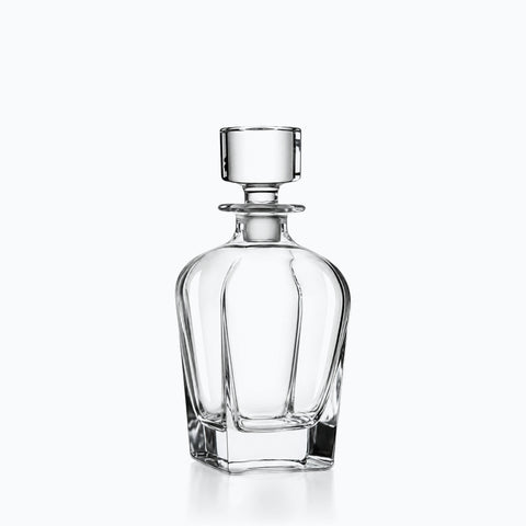 Carafe à Whisky Moderne Narval, sur fond blanc