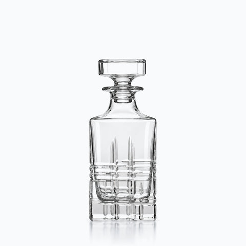 Carafe Whisky Design Cornemuse, sur fond blanc