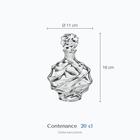 Dimensions : Petite Carafe Ancienne Emeraude (hauteur 16 cm, diamètre 11 cm, contenance 20 cl)