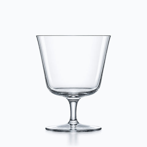 Verre à Cocktail Professionnel, modèle mixaura, sur fond blanc