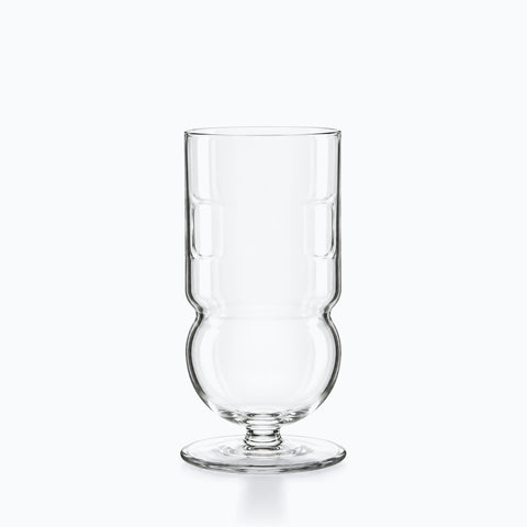 Verre à Cocktail sur Pied, sur fond blanc