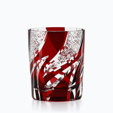 Verre à Eau Rouge, sur fond blanc