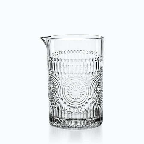 Verre à Mélange Cocktail, modèle bellum, sur fond blanc