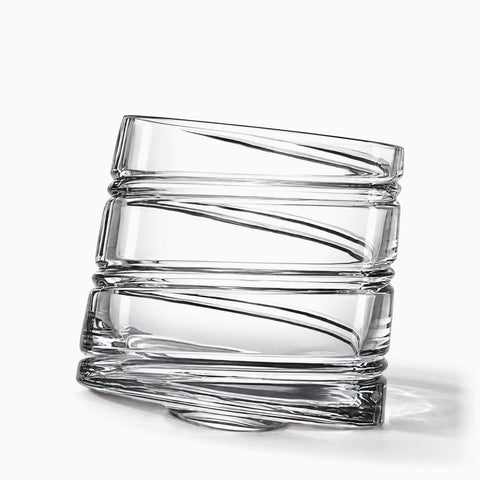 Verre à Rhum Toupie, avec son ombre portée, sur fond blanc