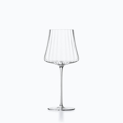 Verre à vin strié en cristal transparent, calice conique côtelé et longue tige lisse