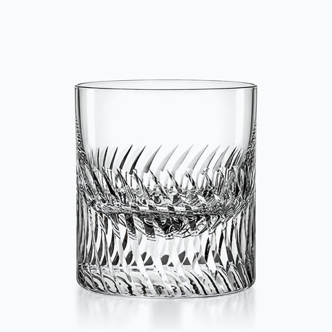 Verre à Whisky Cristal Design Edo Kiriko, modèle cyclone, sur fond blanc