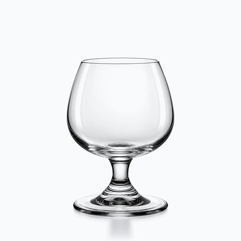 Verre à Whisky Écossais, sur fond blanc